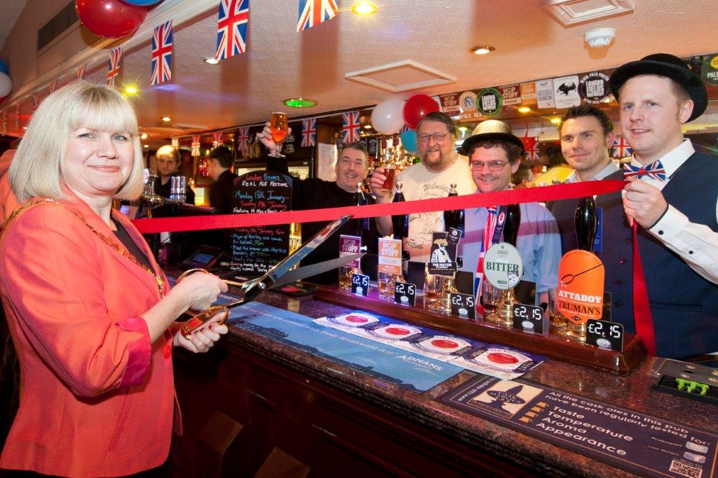 2014_wrong un_london brewers_001w.jpg